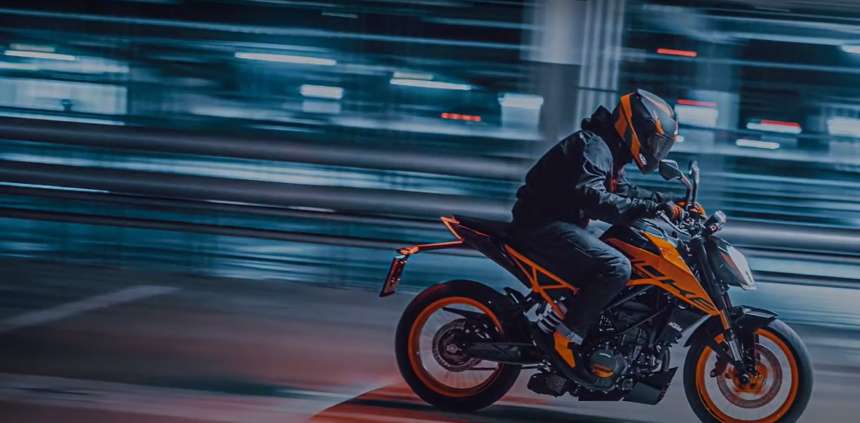 Updated KTM Duke 200 Engine and Performance