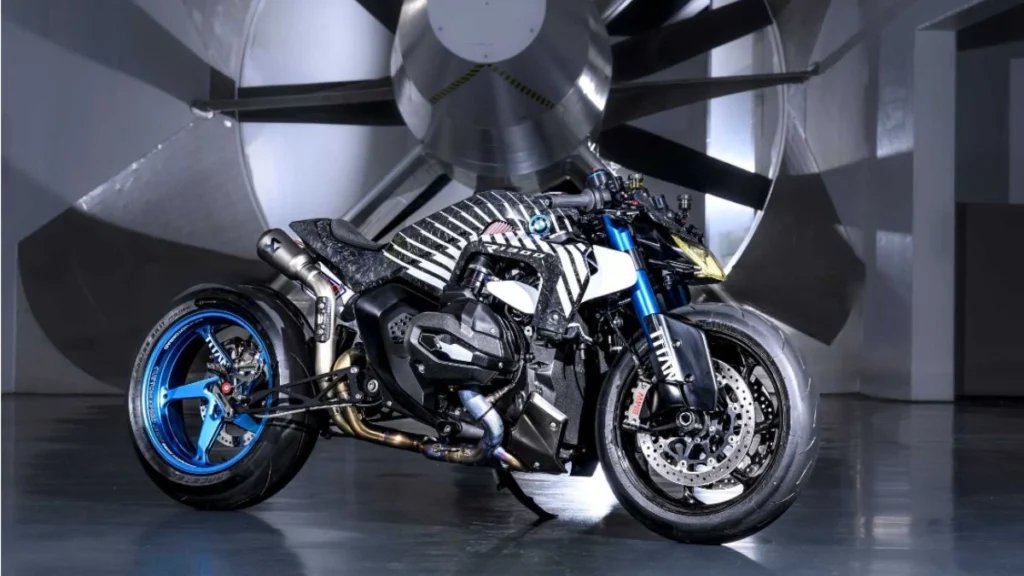 BMW R1300 R TITAN