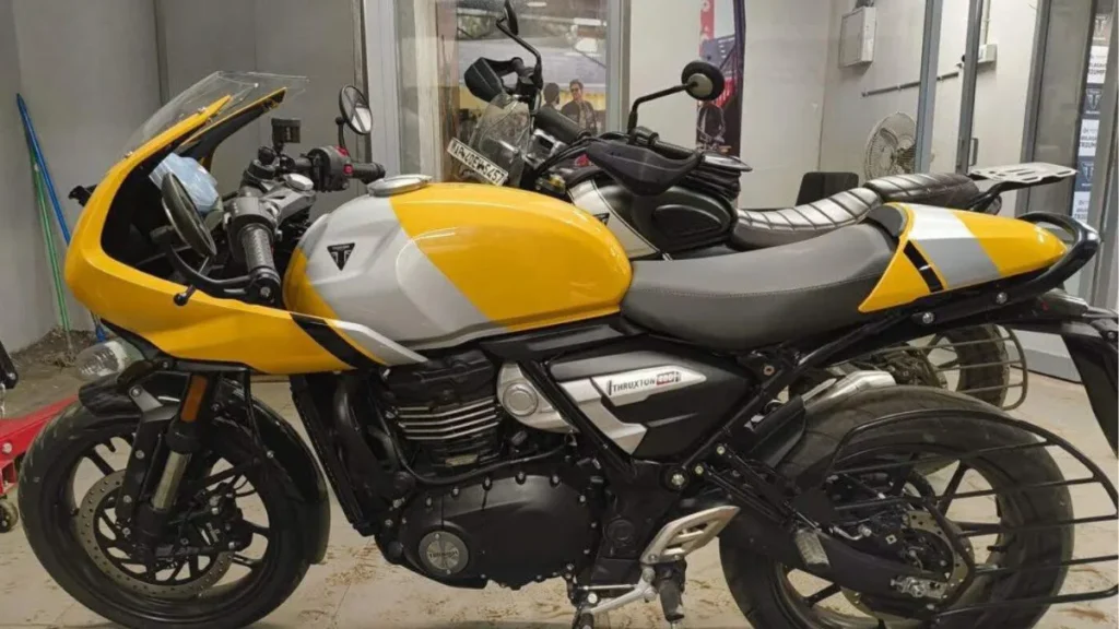 Triumph Thruxton 400